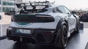 Полиция Дубая пополнила флот суперкаров единственным в мире Ferrari Purosangue Mansory Pugnator