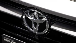 В Иркутске выставили на продажу «новый» Toyota RAV4 2012 года с пробегом 7,5 тыс. км за 2,6 млн рублей