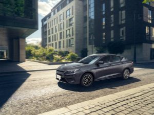 «Москвич 6» пропал из автосалонов Петербурга из‑за низкого спроса