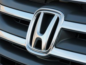 В России стартовали продажи Honda Stepwgn 2026 года с экономичным мотором 150 л.с. по параллельному импорту