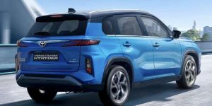 Полный привод и богатая комплектация: кроссоверы Toyota Urban Cruiser добрался до России за 4,1 млн рублей