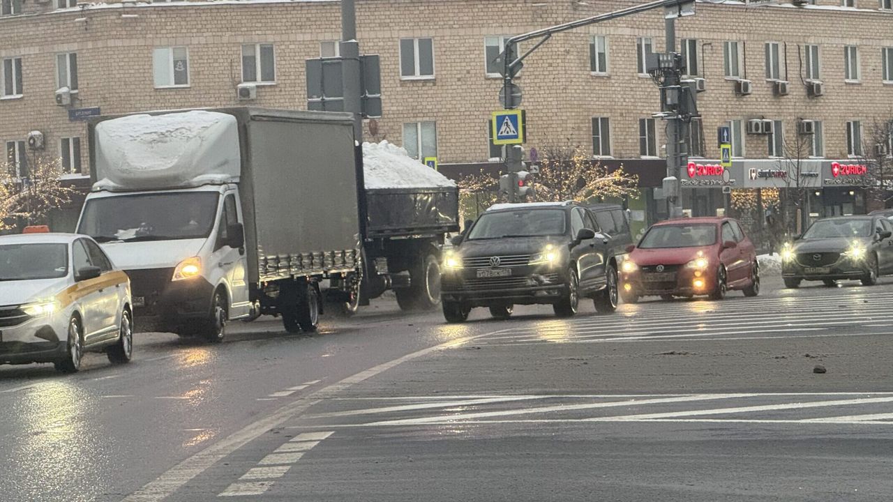 «Автостат»: китайские автомобили заняли лишь 6,6% автопарка России к началу 2026 года