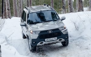Lada Niva Travel стала самым продаваемым SUV в России в начале марта, обойдя Haval Jolion
