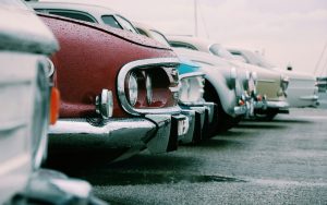 Десять исчезнувших автобрендов: почему одни марки запомнят, а другие забудут